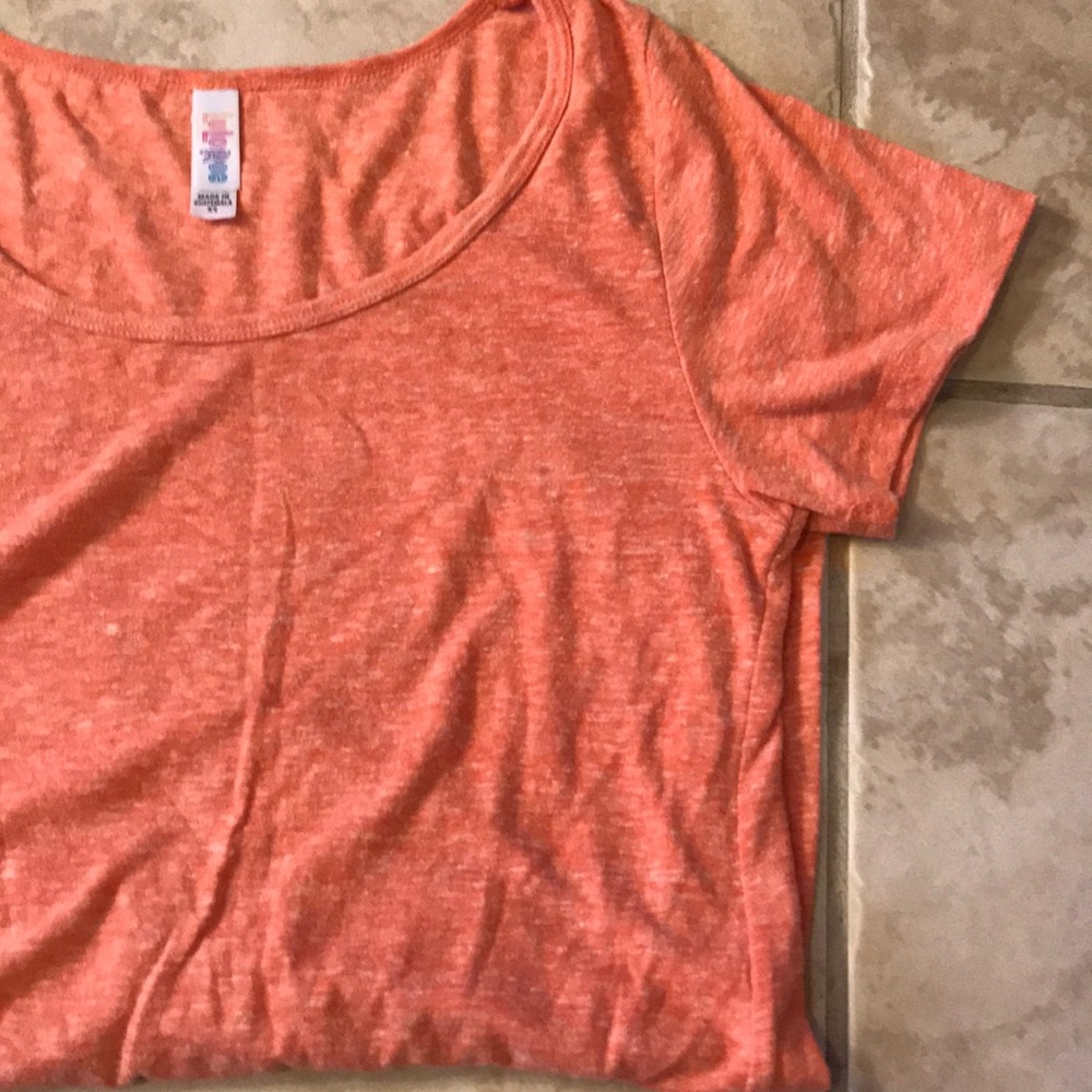LuLaRoe T-Shirt